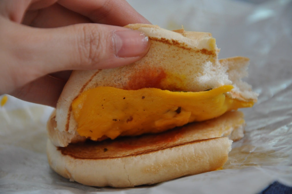 17 Disappointing Fast-Food Burger Fails 1114752870