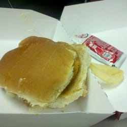 17 Disappointing Fast-Food Burger Fails 1615163757